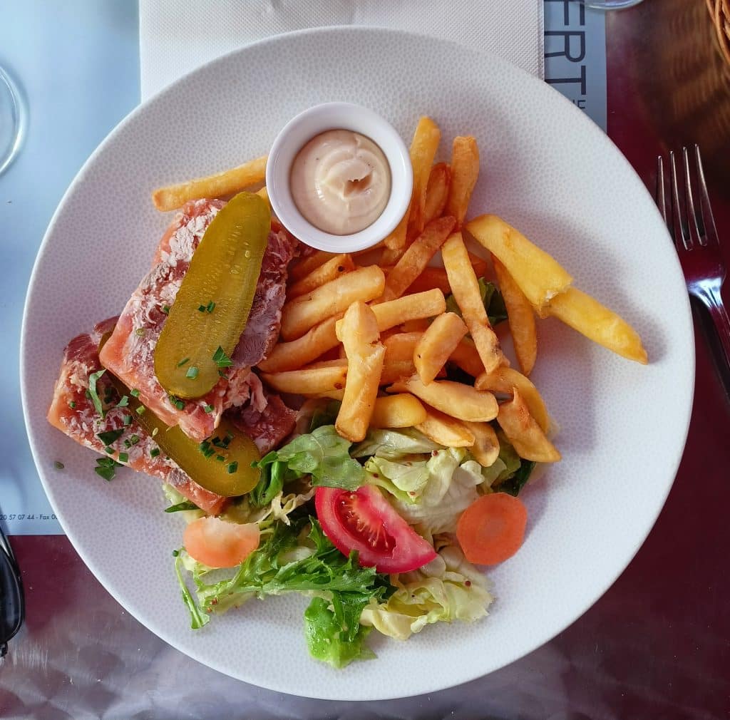Où manger à Saint-Omer : estaminets, cuisine flamande et bonnes tables